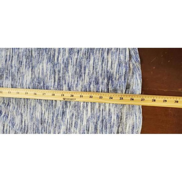 189 LOFT Outlet Women's Cozy Turtleneck Sweater - Picture 6 of 8